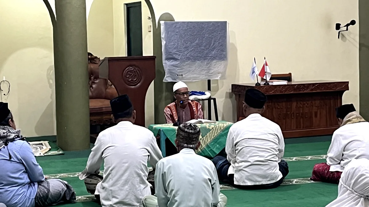 Menyambut Kemerdekaan dengan Kelapangan Jiwa: Ustadz Ali Amran Bedah 7 Kunci Hati yang Tenang di Masjid As-Salam - Dokumentasi Foto 1