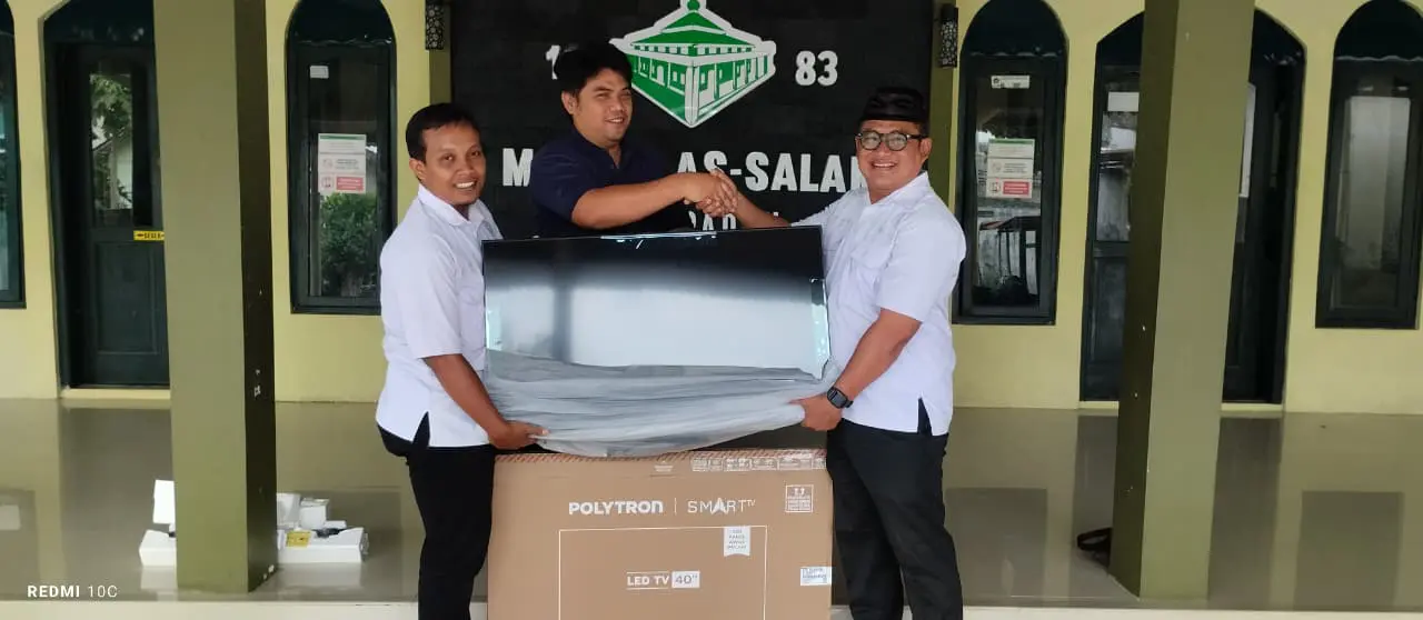 Berita Bantuan Sarpras Smart TV Kalurahan Ngestiharjo 2026